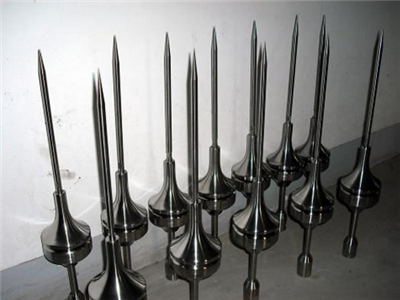 避雷針是怎么避雷的？避雷針是避雷還是引雷？