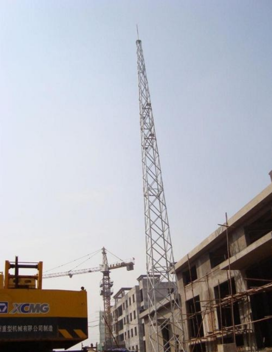 江蘇鋼結(jié)構(gòu)避雷塔價格，避雷塔生產(chǎn)廠家哪家好？